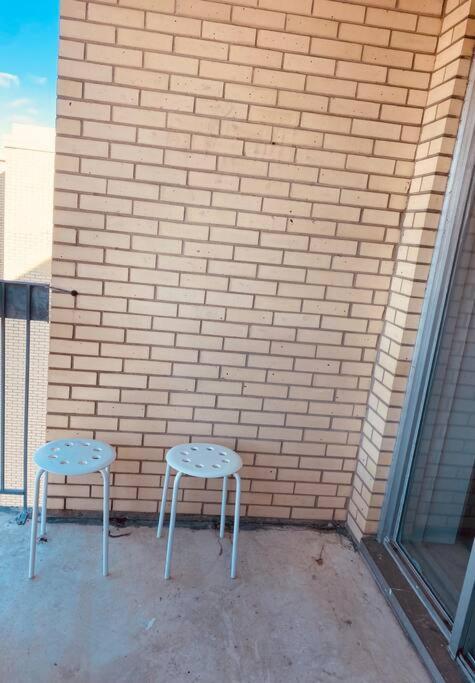 Entire Loft - Elevator - Balcony - Free P - 10M Downtown Appartement Québec Buitenkant foto